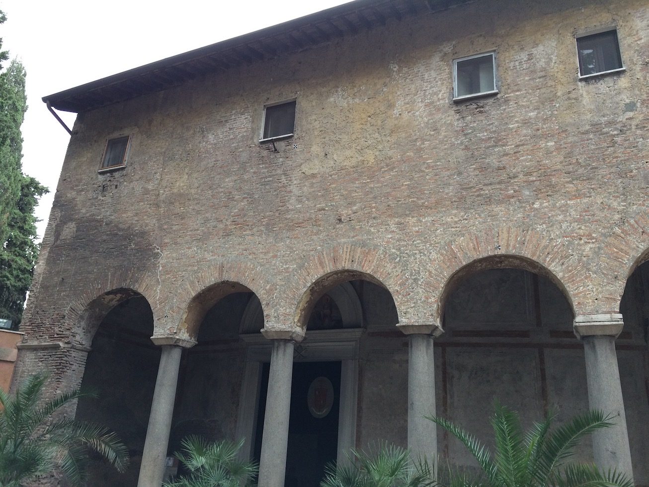 Basilica of Saint Stephen in the Round, esterno, 2.jpg